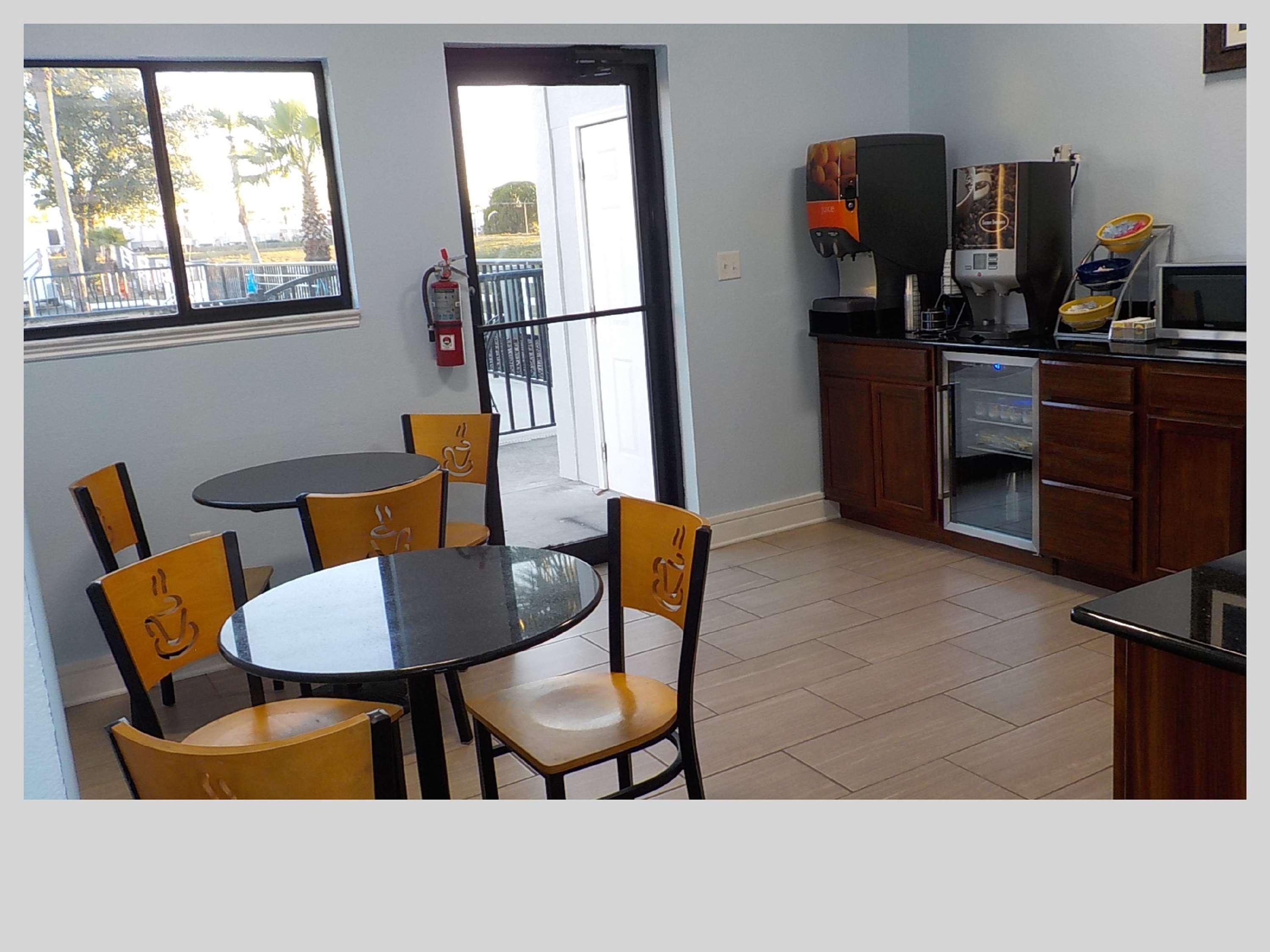 Best Western Bazarell Inn Montemorelos Exterior photo