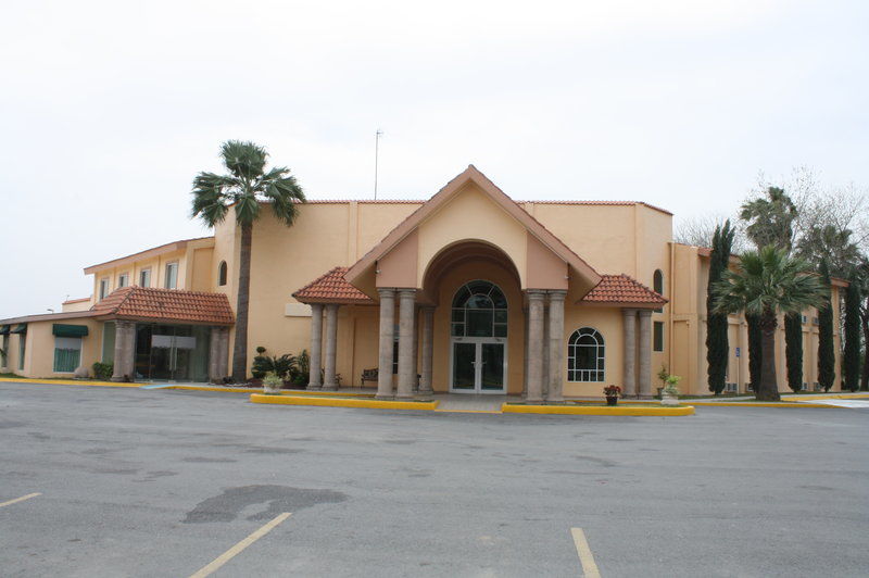 Best Western Bazarell Inn Montemorelos Exterior photo